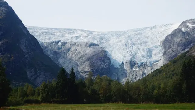 Lodowiec Jostedalsbreen – kolos między norweskimi fiordami
