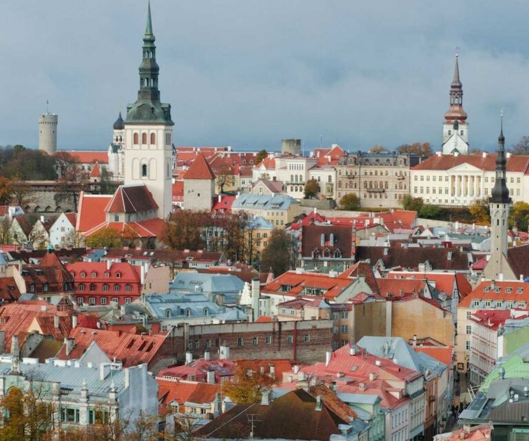 Co zobaczyć w Tallinie — kompletny przewodnik po atrakcjach i urokach